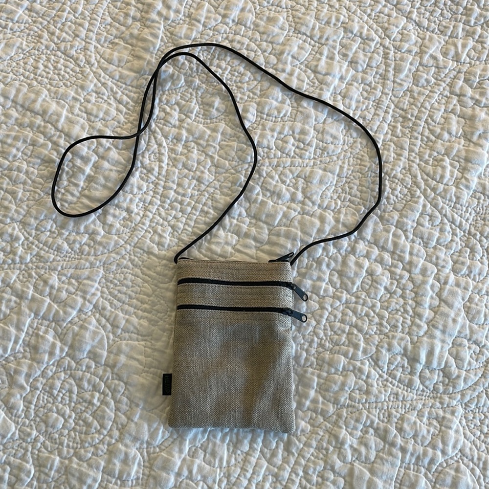 Small crossbody